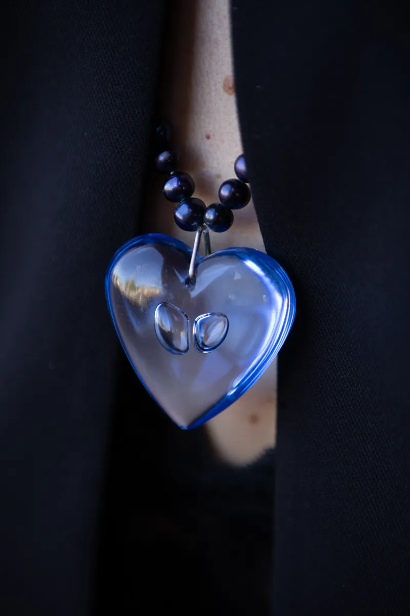 „Hauch von Ozean“ – Statement-Collier mit Herzanhänger Bild 3