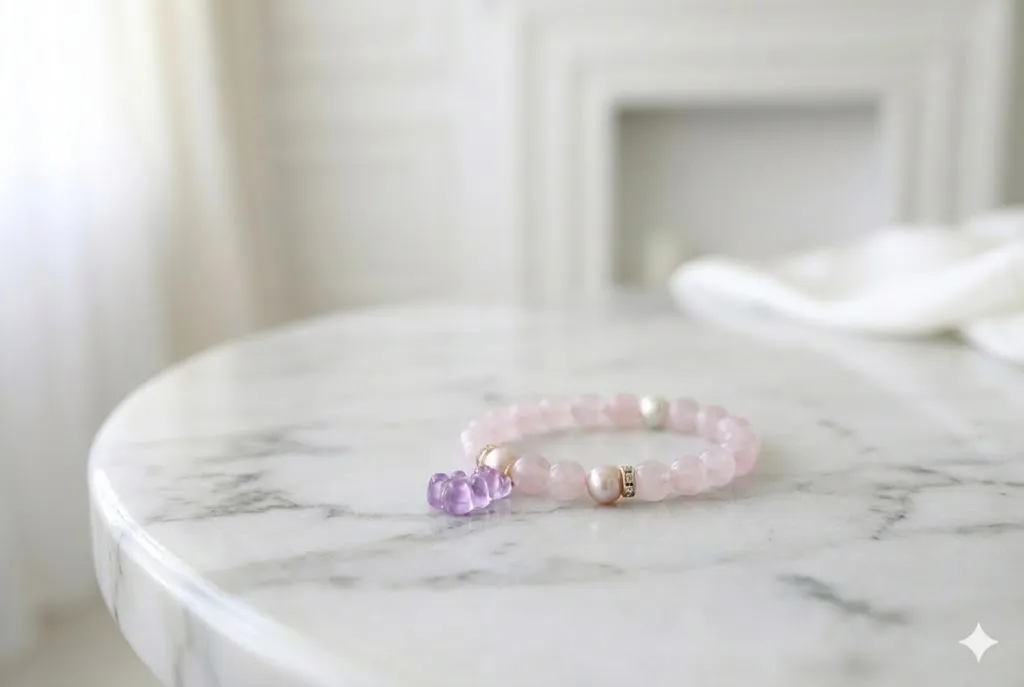 Candy Crush – Rosenquarz-Armband mit Gummy Bear