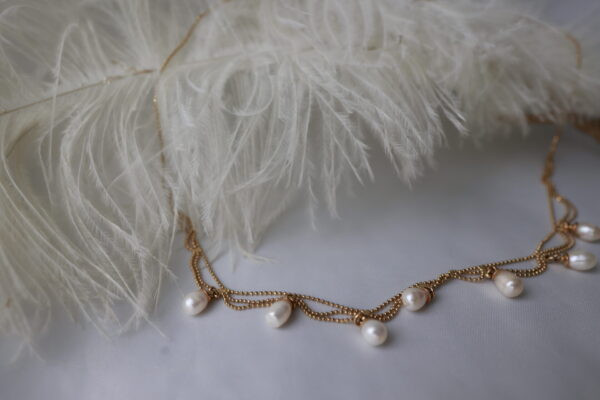 "Dancing Pearls" Choker