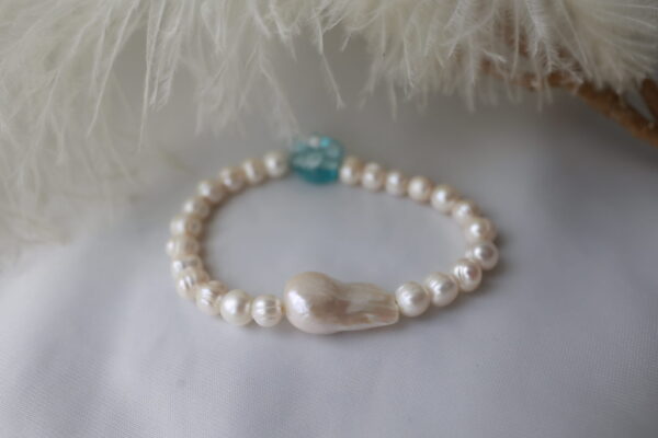 "Pure Pearl" Armband - Image 2