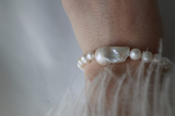 "Pure Pearl" Armband